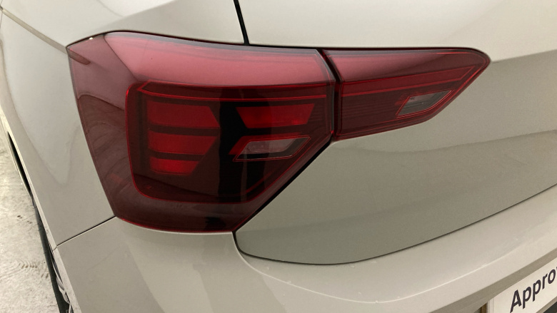 Volkswagen Polo 1.0 TSI Life 5dr Petrol Hatchback